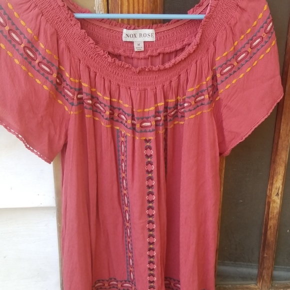 Knox Rose Tops - Knox rose boho 3/$30